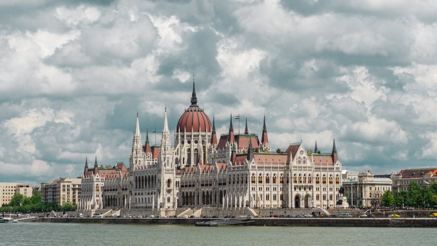 Ismét Budapesten és Magyarországon a világ szeme