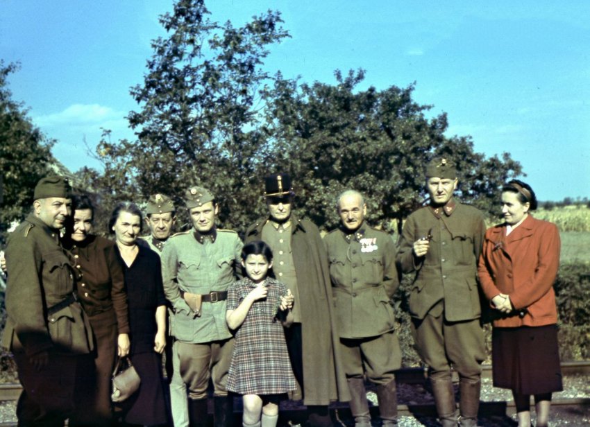 Láthatatlan Don: Élet a front árnyékában