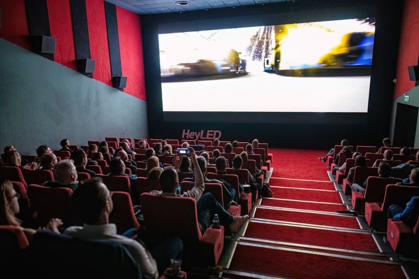 Különleges LED vetítéssel jön az Avatar folytatása Budapestre