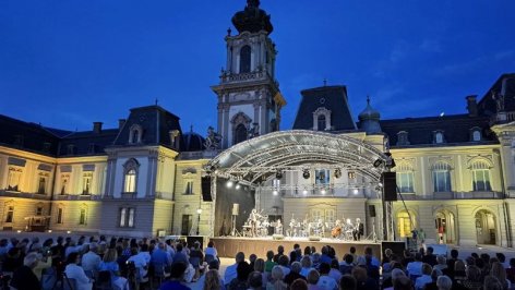 Csillagfény koncertek a Festetics-kastély parkjában