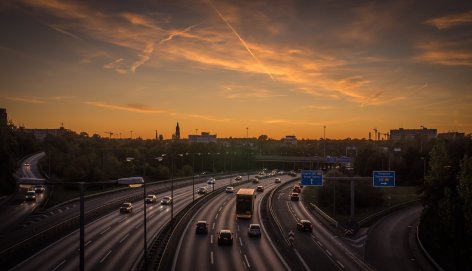 Autópálya-matrica – belépő a gyors és biztonságos utazáshoz
