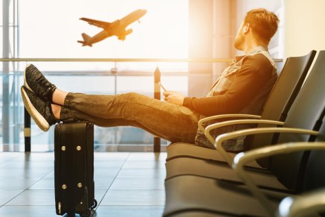 Kabinbőrönd csodák: hogyan spórolj helyet a repülőn