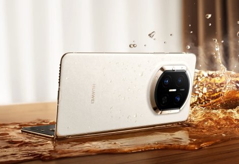 Ilyen a Huawei legújabb hajlítható csúcstelefonja a Mate X7