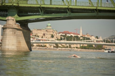 Generali OWT Duna-átúszás - augusztus 29-én ezer ember csobbanhat a folyóba Budapest belvárosában