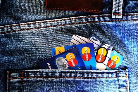 A Mastercard szerint 2030-ra minden tizedik ember rendszeresen AI-ügynökökkel vásárolhat és fizethet