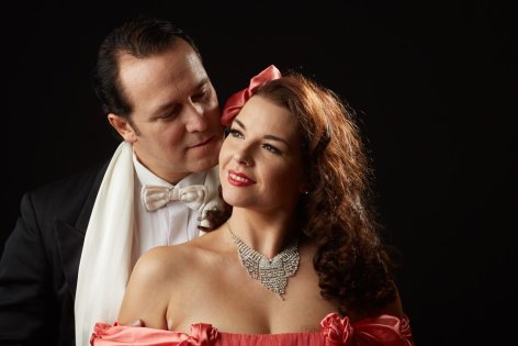 Száz éve temetik az operettet, de nem sikerül - élő zenekarral érkezik a 110 éves Mágnás Miska Balatonszemesre